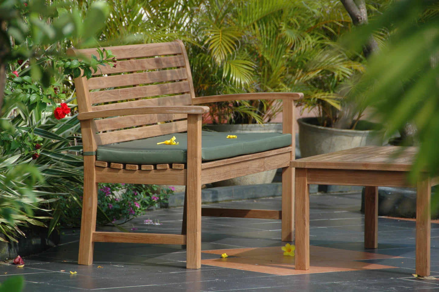 Victoria Montage 4-Pieces Conversation Set — View 8