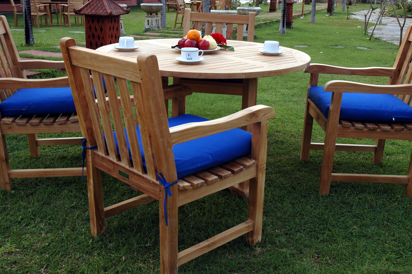 Tosca Classic Armchair 5-Pieces Dining Set — View 7