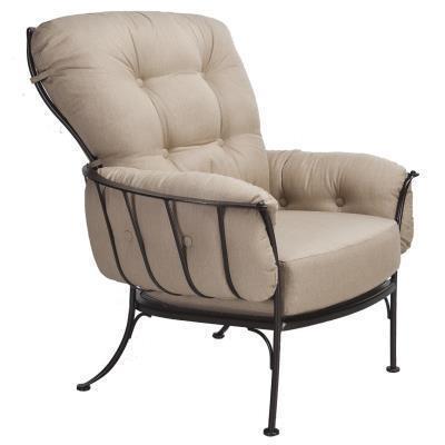 O.W. Lee Monterra Lounge Chair