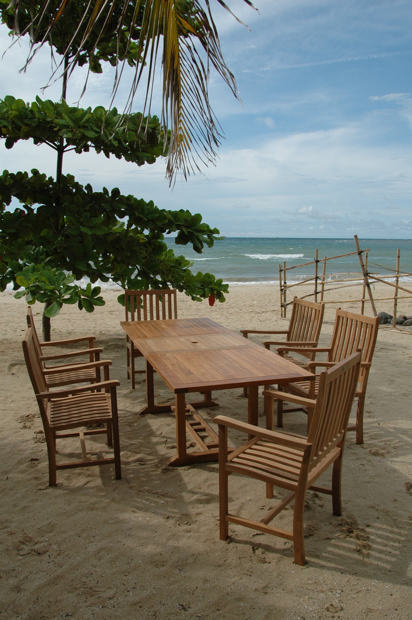 Bahama Wilshire Armchair 7-Pieces Extension Dining Set — View 5