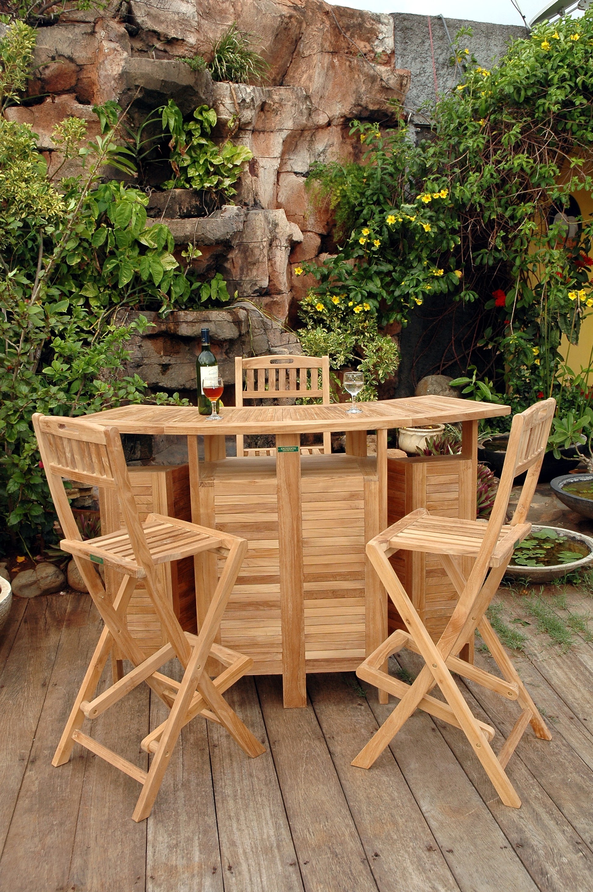 Altavista 4-Pieces Bar Set
