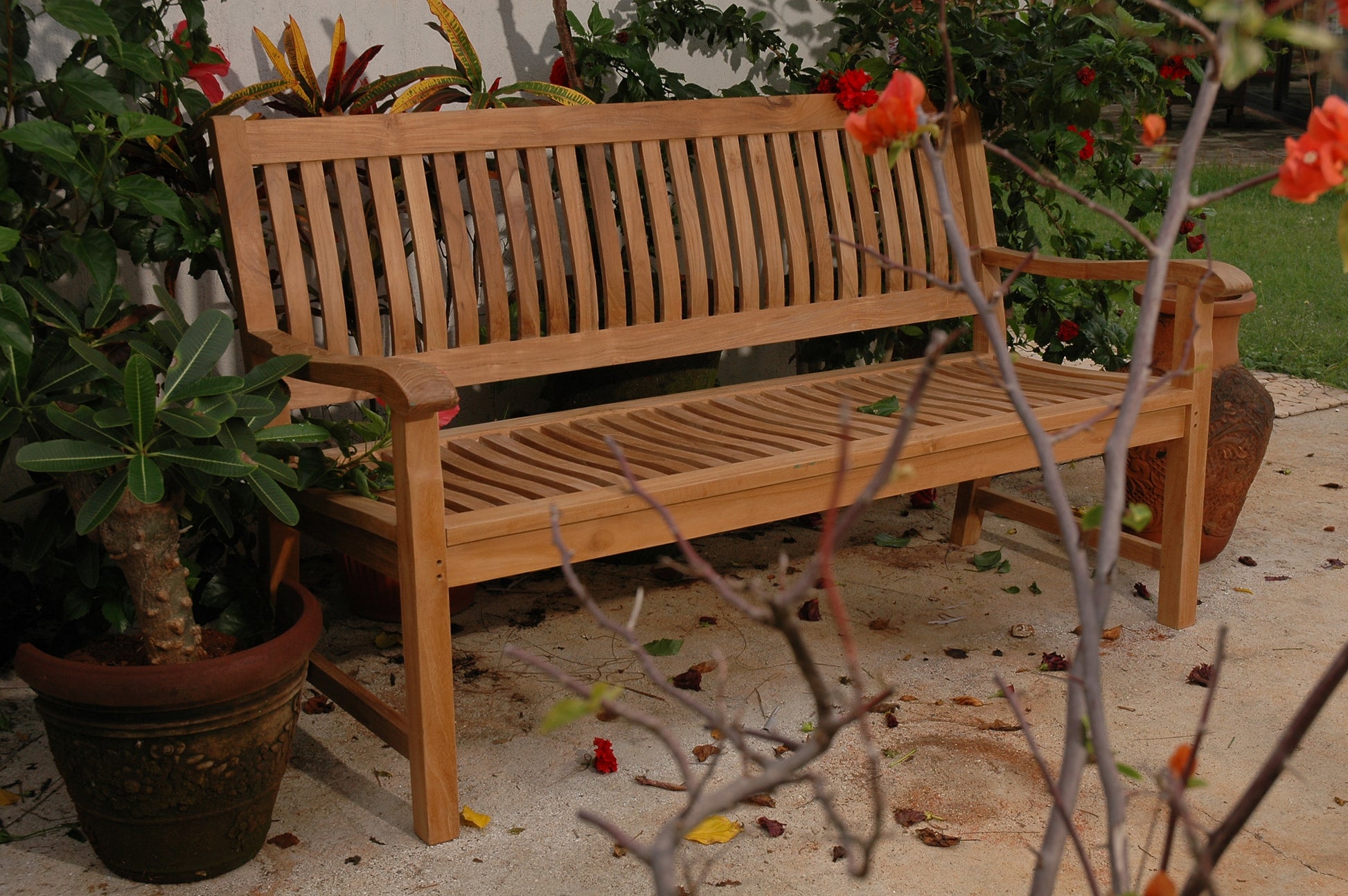 Del-Amo 3-Seater Bench — View 5