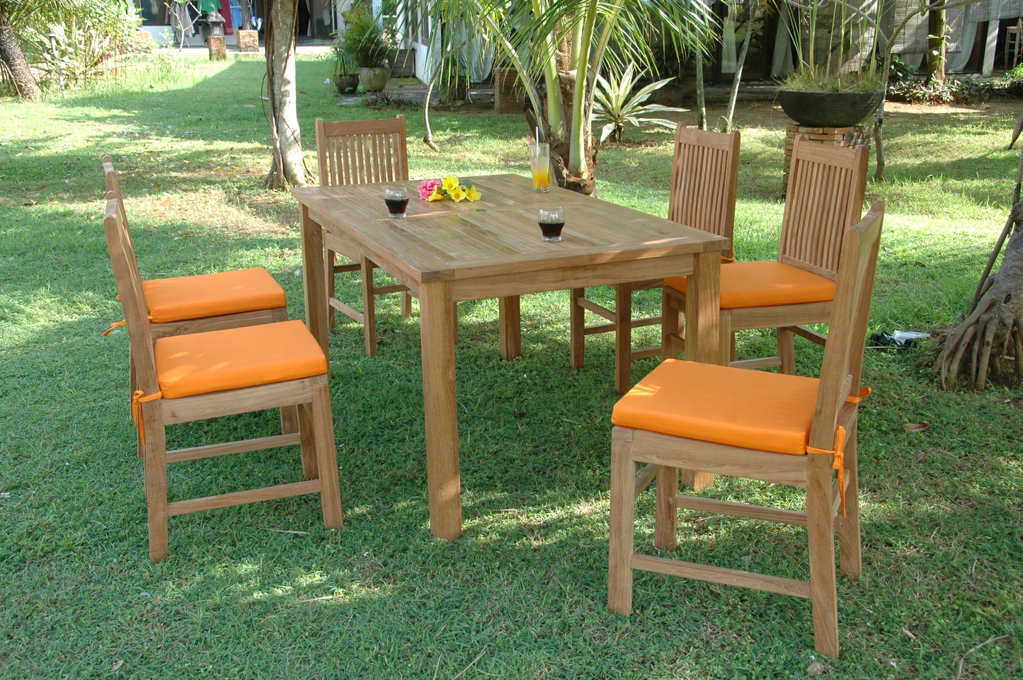 Montage Saratoga 7-Pieces Dining Set — View 5
