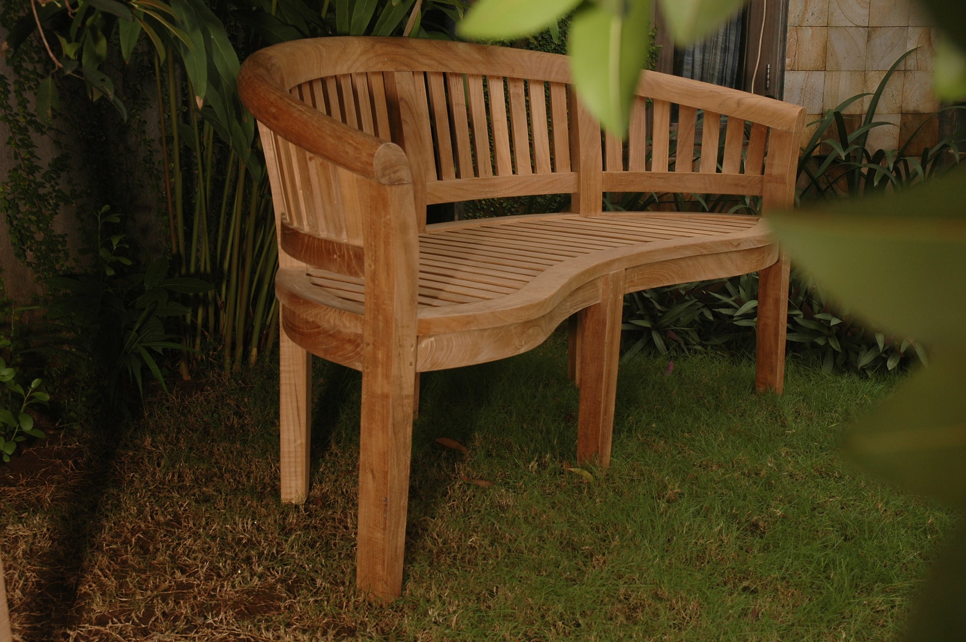 Curve 3 Seater Bench Extra Thick Wood — View 6
