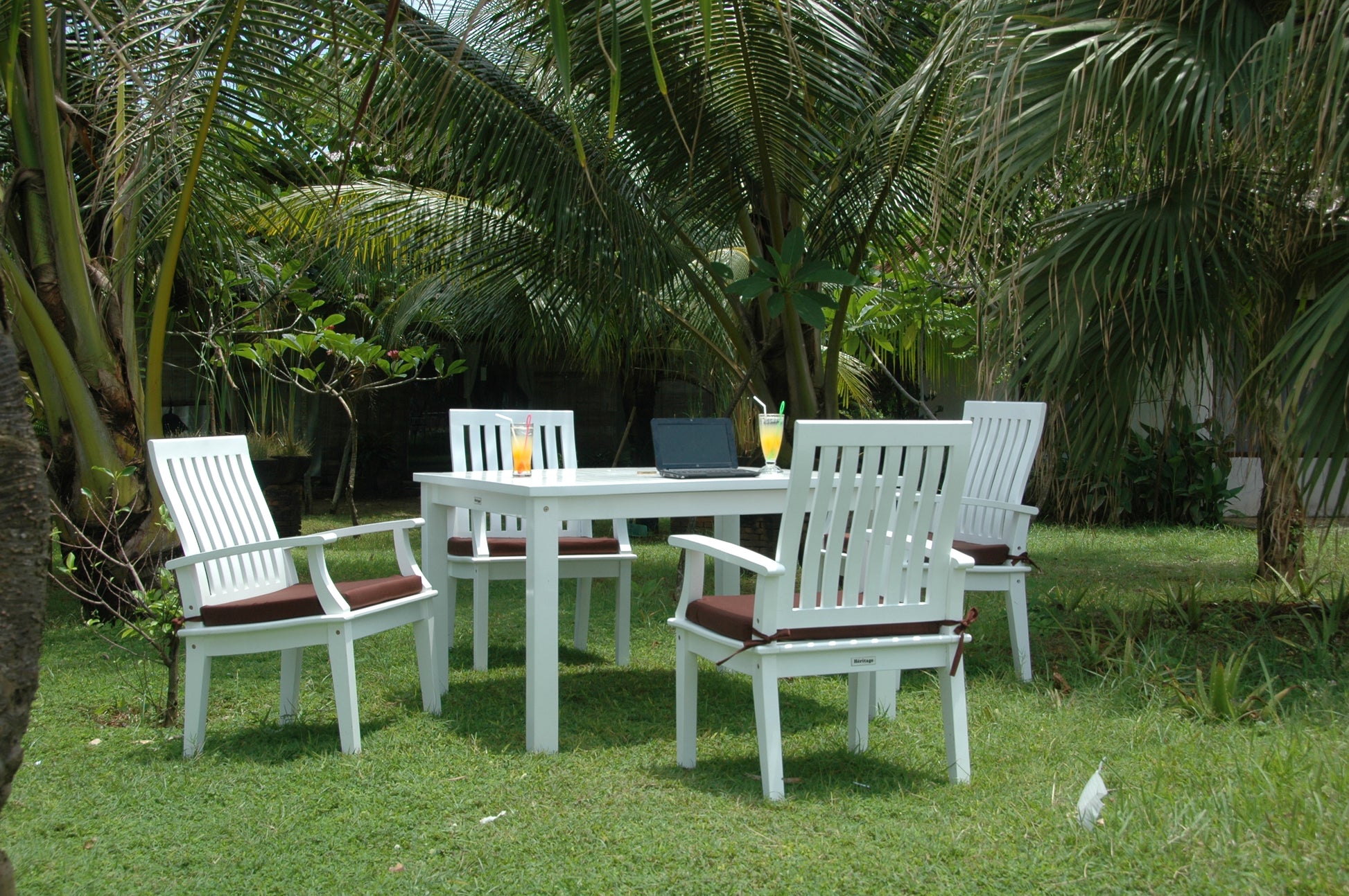 Magnolia 5-Pieces Dining Set — View 3