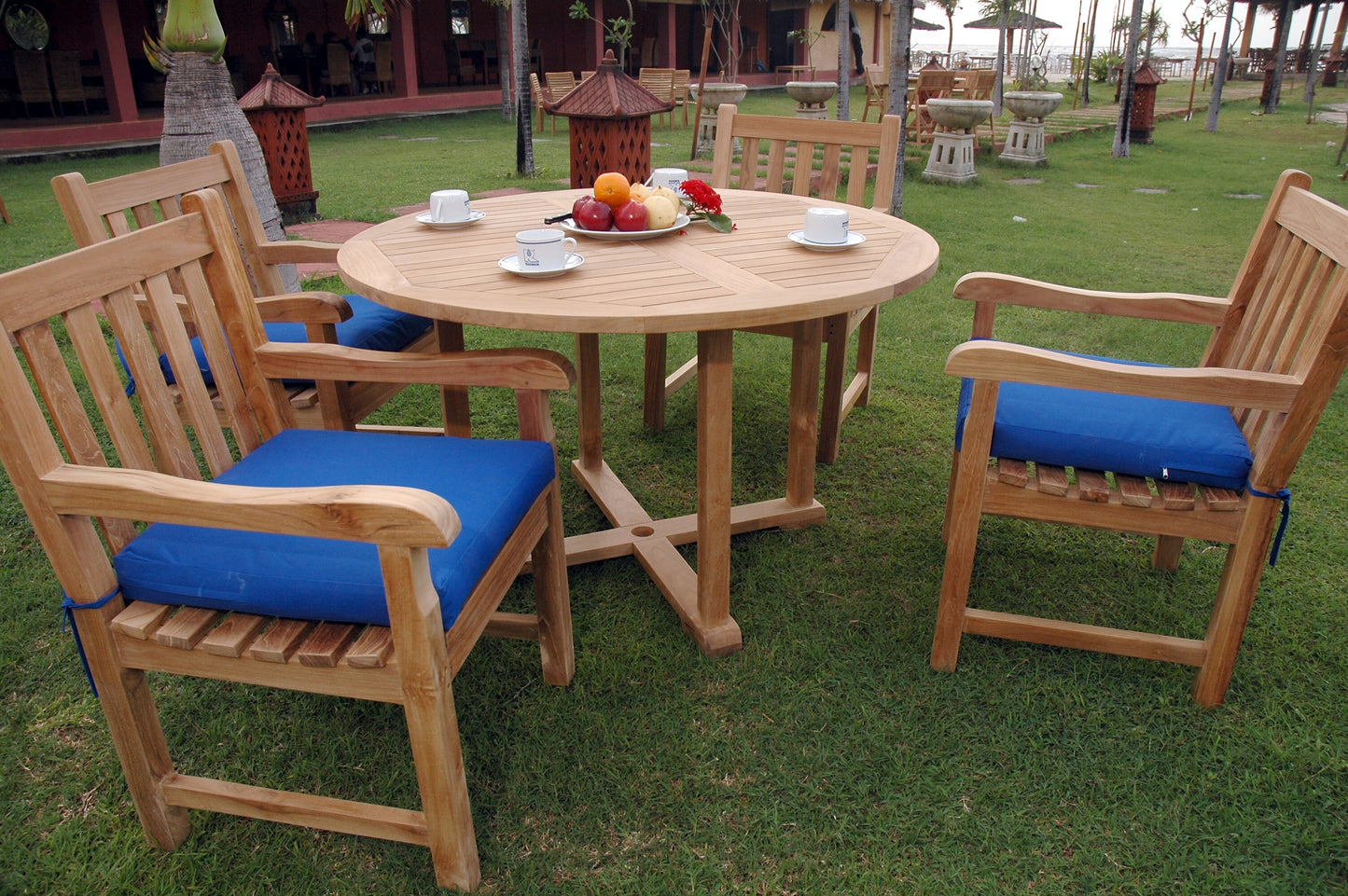 Tosca Classic Armchair 5-Pieces Dining Set — View 6