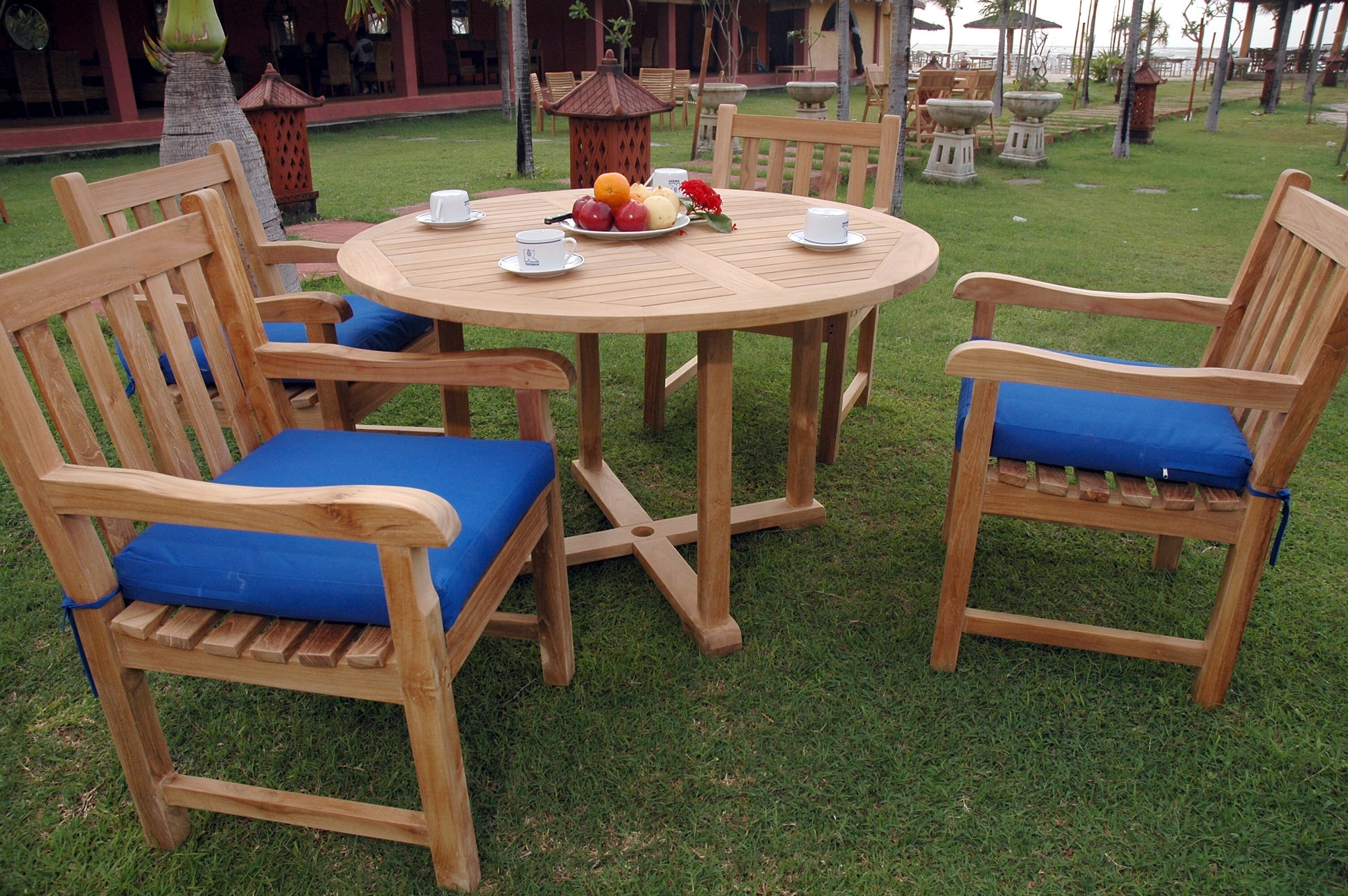 Tosca Classic Armchair 5-Pieces Dining Set — View 6